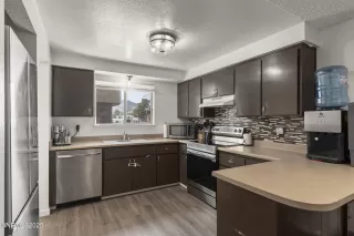 Photo #6: 250055529 Listing