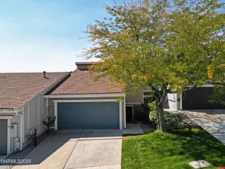 Browse active condo listings in SIERRA VISTA VILLAS II