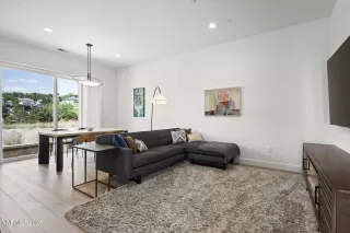 Photo #3: 250055545 Listing