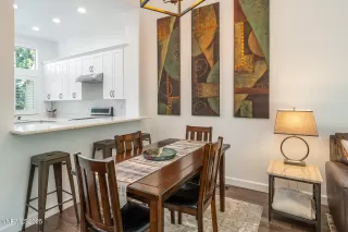 Photo #4: 250055553 Listing