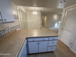 Photo #3: 250055555 Listing