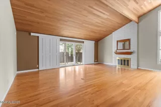 Photo #1: 250055564 Listing