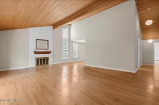 Photo #2: 250055564 Listing