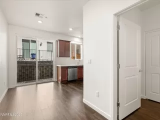 Photo #3: 250055583 Listing 