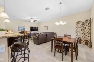 Photo #4: 250055654 Listing