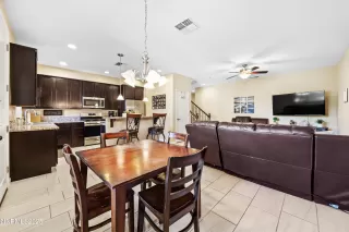 Photo #5: 250055654 Listing