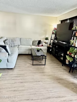 Photo #2: 250055668 Listing 