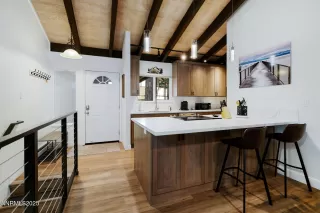 Photo #3: 250055738 Listing 