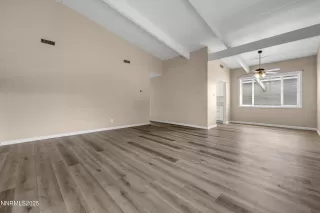 Photo #4: 250055757 Listing