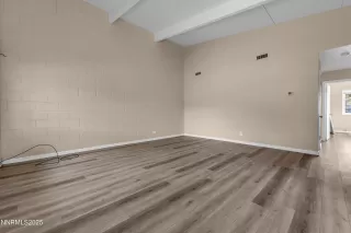 Photo #6: 250055757 Listing