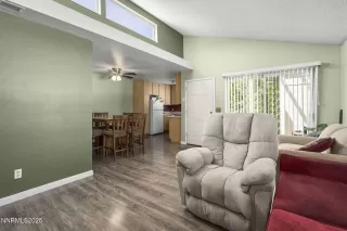 Photo #5: 250055803 Listing