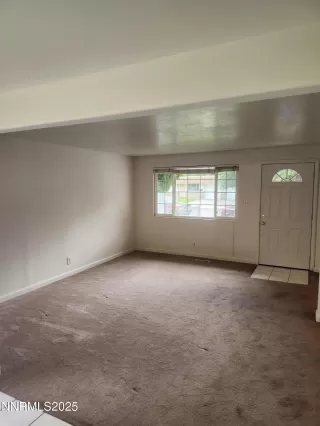 Photo #2: 250055818 Listing