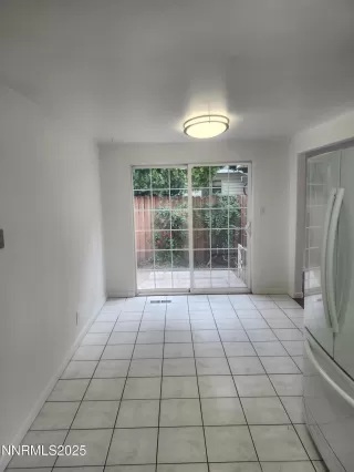 Photo #5: 250055818 Listing