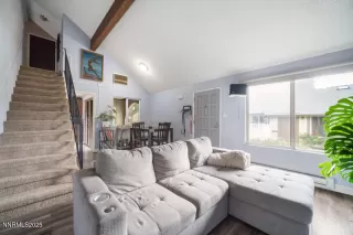 Photo #3: 250055828 Listing 