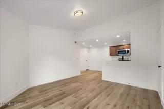 Photo #5: 250055840 Listing