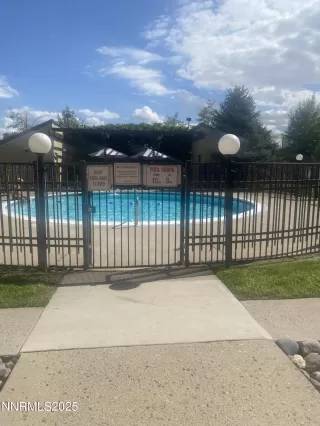 Photo #1: 250055886 Listing