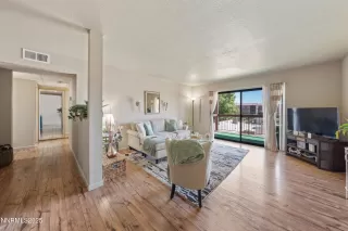 Photo #1: 250055891 Listing