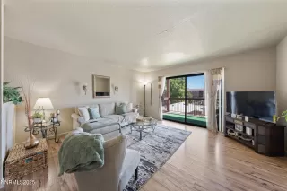 Photo #3: 250055891 Listing