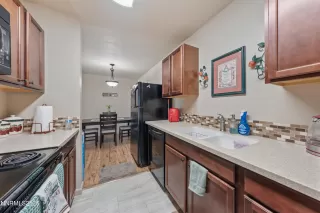 Photo #4: 250055891 Listing