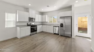 Photo #6: 250055918 Listing