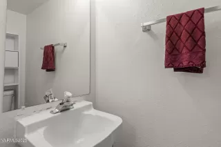 Photo #5: 250055938 Listing