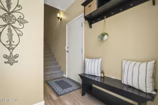 Photo #2: 250055981 Listing 