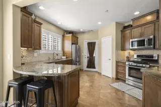 Photo #6: 250055981 Listing 