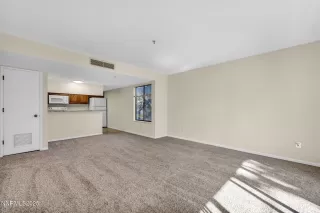 Photo #6: 250056014 Listing