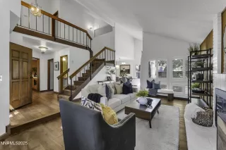 Photo #4: 250056031 Listing