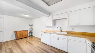 Photo #5: 250056036 Listing 