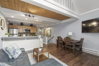 Photo #4: 250056096 Listing 