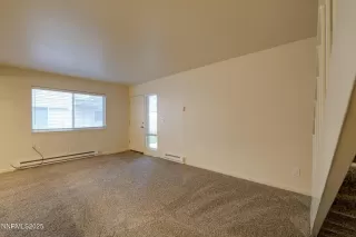 Photo #1: 250056101 Listing