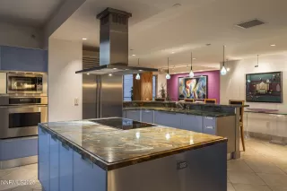 Photo #2: 250056144 Listing 