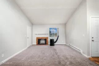 Photo #5: 250056149 Listing 