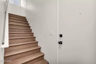 Photo #5: 250056165 Listing 