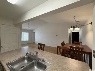 Photo #2: 250056281 Listing 