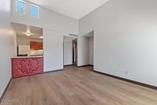 Photo #5: 250056289 Listing