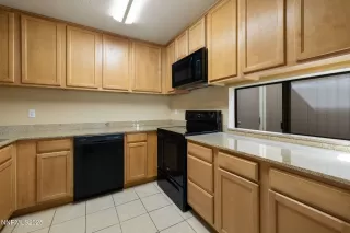 Photo #4: 250056357 Listing