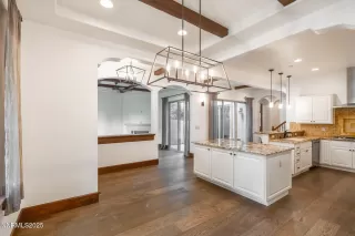 Photo #6: 250056364 Listing 