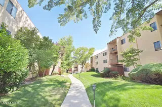 Photo #3: 250056396 Listing 