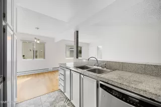 Photo #6: 250056398 Listing