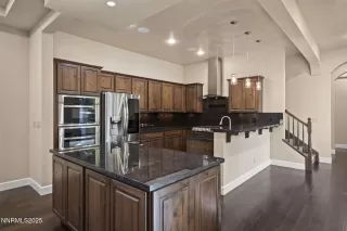 Photo #3: 250056441 Listing 