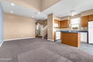 Photo #5: 250056520 Listing