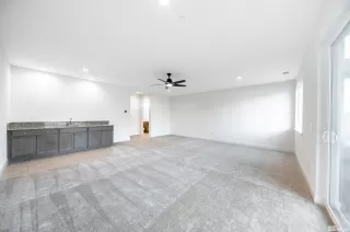 Photo #5: 250056565 Listing