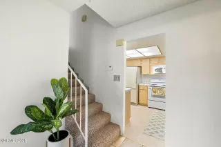 Photo #4: 250056626 Listing 