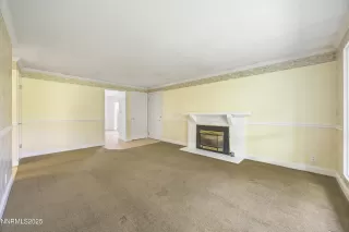 Photo #4: 250056642 Listing