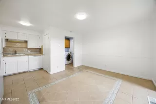 Photo #6: 250056642 Listing