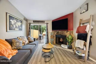 Photo #3: 250056699 Listing 