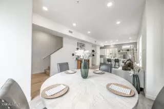 Photo #5: 250056701 Listing