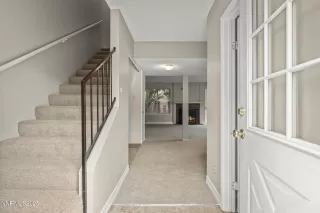 Photo #3: 250056729 Listing 